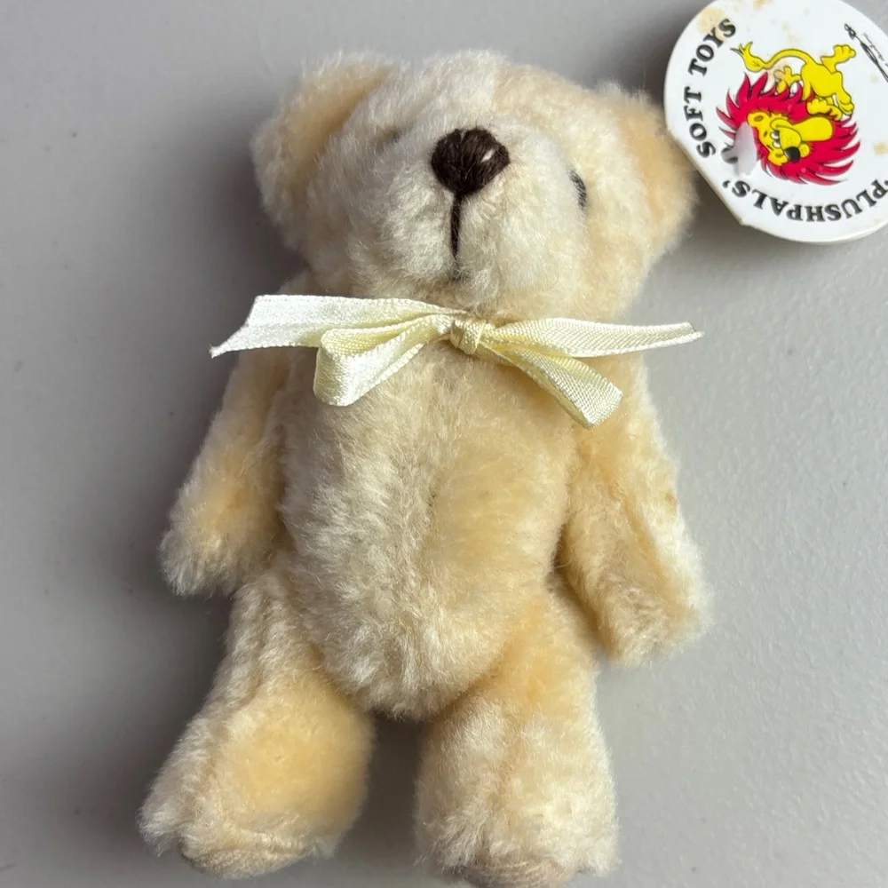 Vintage Plushpals Soft Toys Cream Teddy Bear With Posable Legs and Arms and Legs